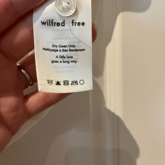 Aritzia | Wilfred Free Tie front Blouse short sleeve - Picture 7 of 7